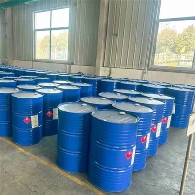 Растворим ли этилацетат в воде?